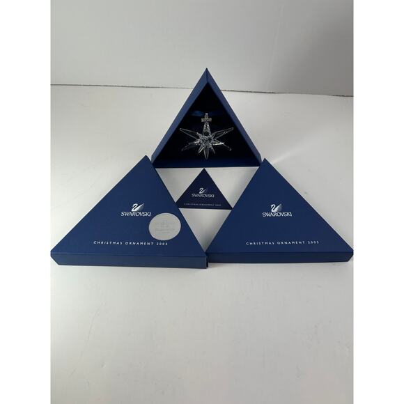 Swarovski 2005 Rockefeller Center “Rockefeller Star” Annual Ornament in Box - Picture 1 of 5